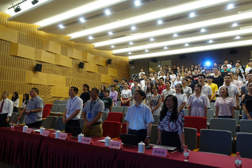 宣读九游会老哥俱乐部宣誓词