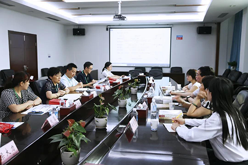 聚会中九游会老哥俱乐部与人福药业就以后的相助偏向举行了深入探讨