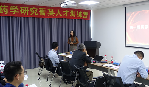 九游会老哥俱乐部制剂部高级主任周晓堂