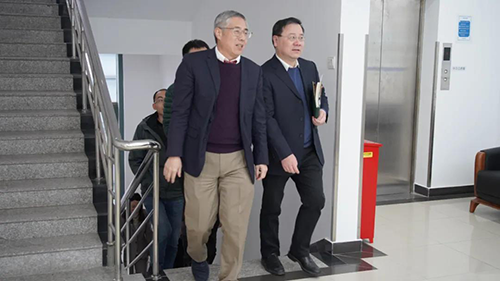 上海市浦东新区政府副区长吴强等调研九游会老哥俱乐部生物医药
