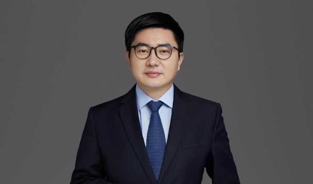 人物篇 | 九游会老哥俱乐部任命胡江林先生为联席CEO&首席战略生长官